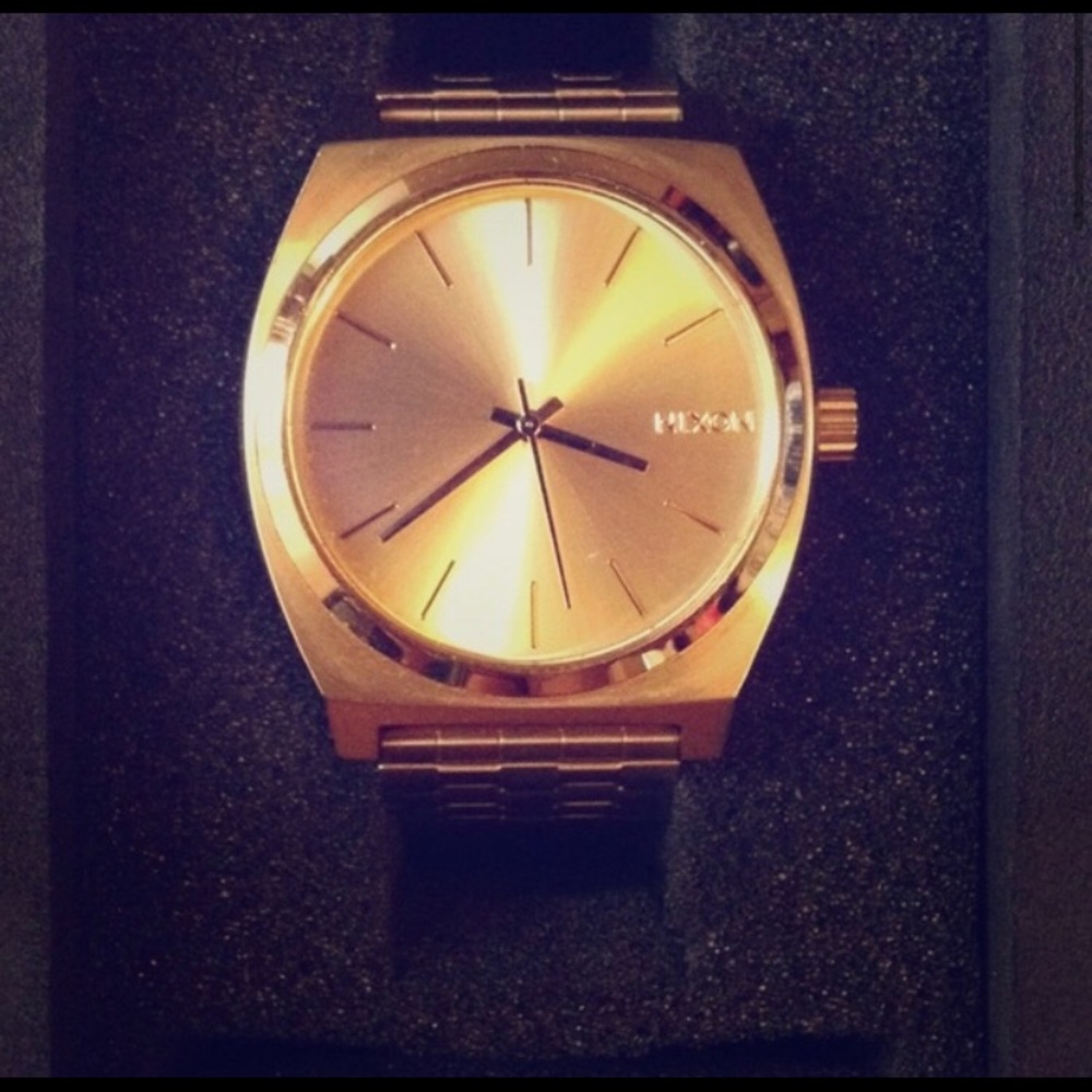 Nixon Watch